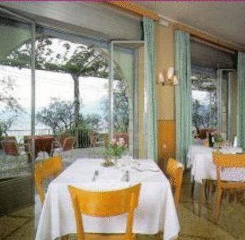 Hotel San Faustino Torri Del Benaco Dış mekan fotoğraf