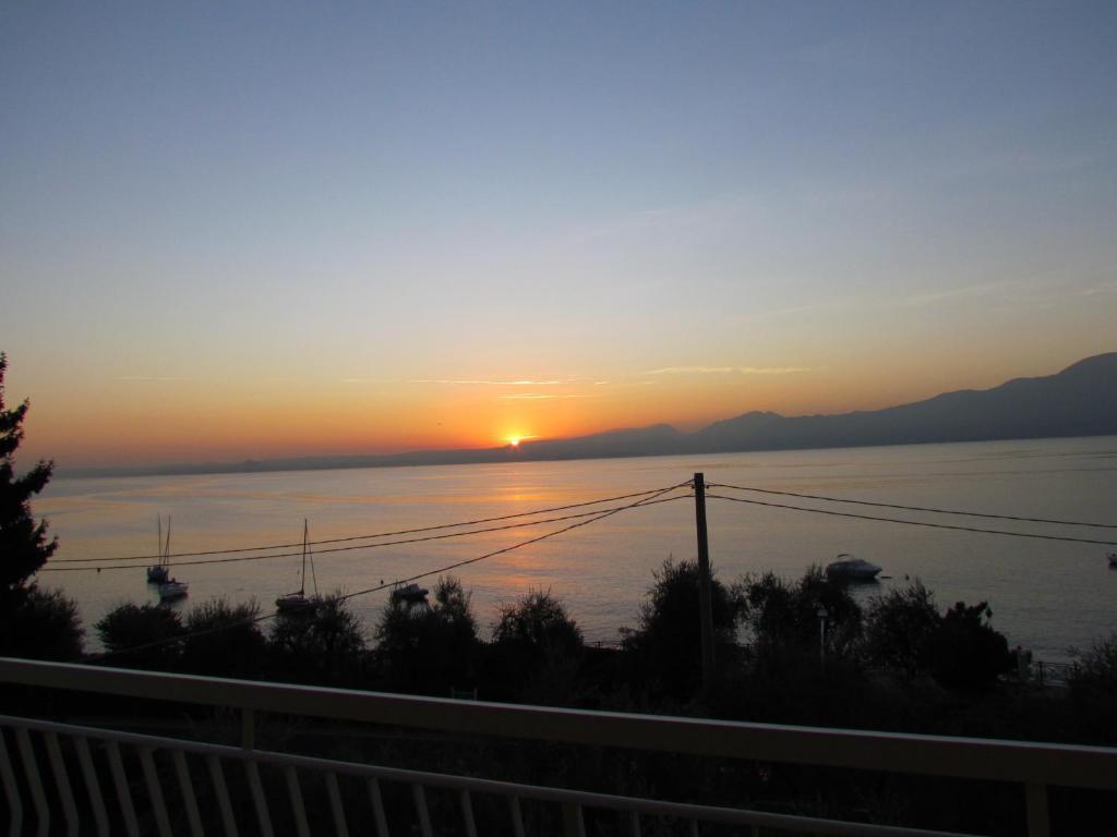 Hotel San Faustino Torri Del Benaco Oda fotoğraf