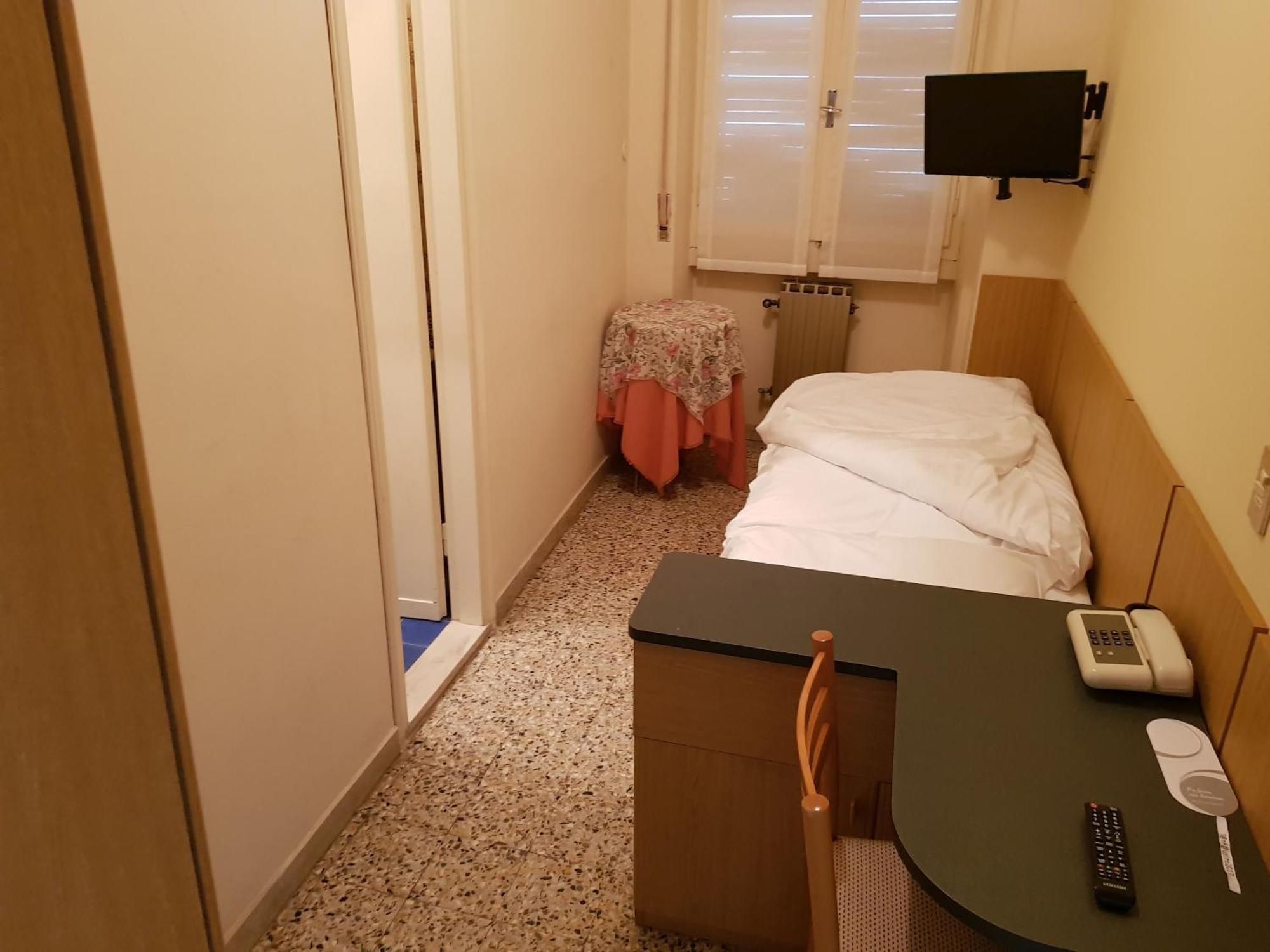 Hotel San Faustino Torri Del Benaco Dış mekan fotoğraf